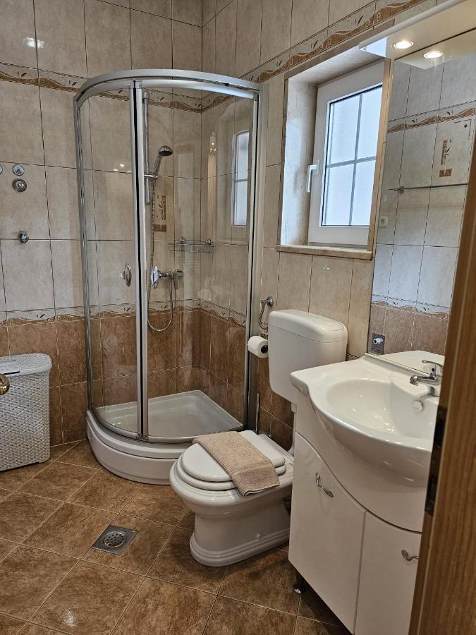 Apartmani Barnjak トロギール エクステリア 写真