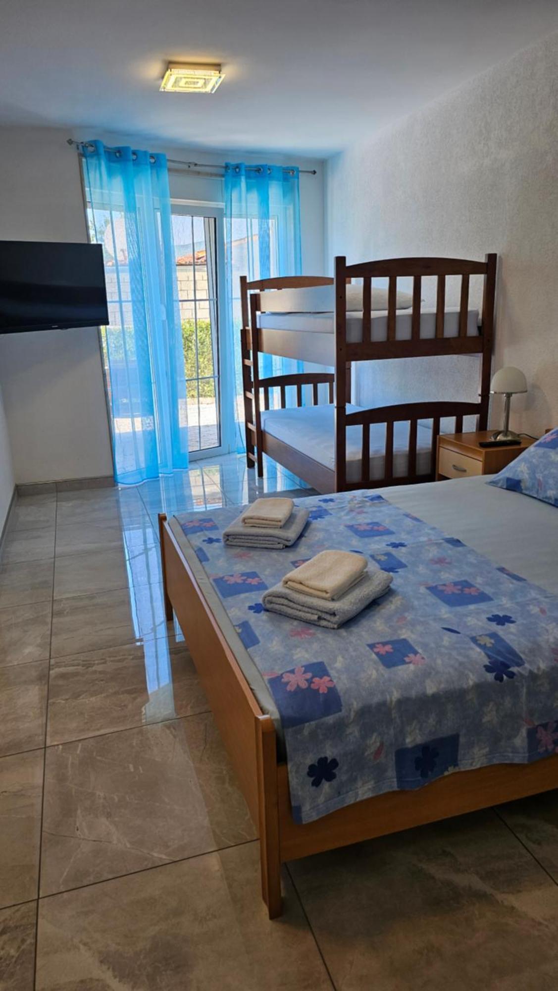 Apartmani Barnjak トロギール エクステリア 写真