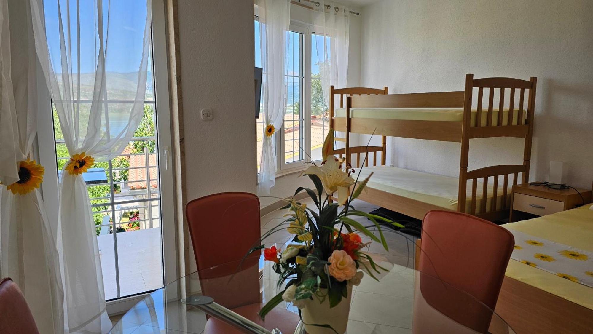 Apartmani Barnjak トロギール エクステリア 写真